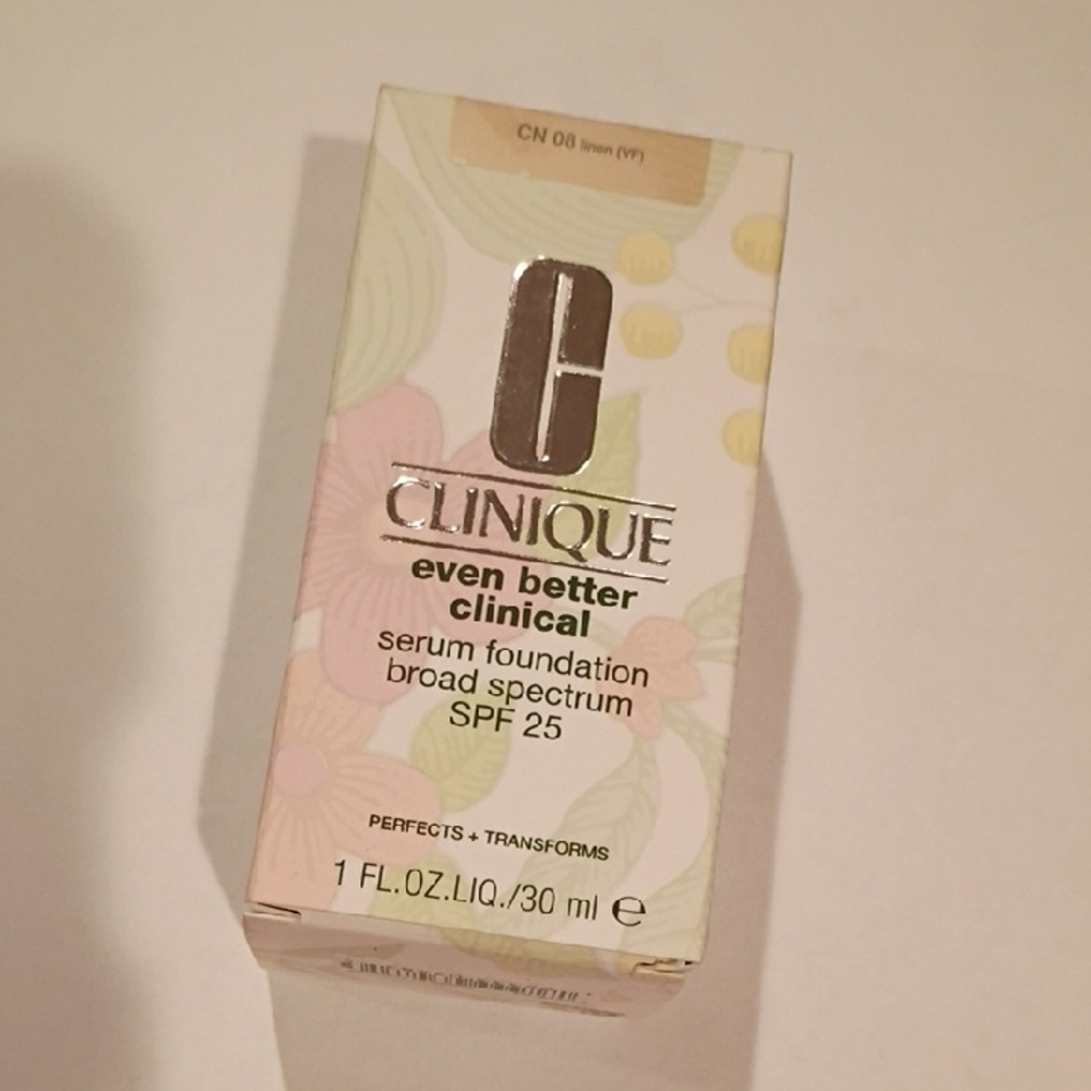 Clinique Even Better Clinical Serum Foundation SPF 25